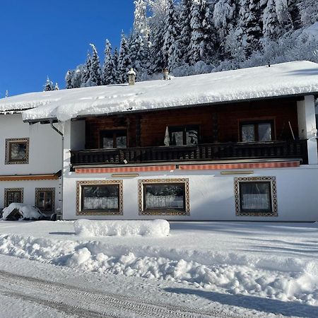 Ferienwohnung Kirchbruecke Mieders Bagian luar foto