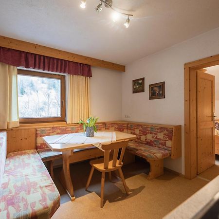 Ferienwohnung Kirchbruecke Mieders Bagian luar foto